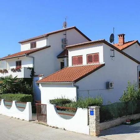 Apartment P&d *